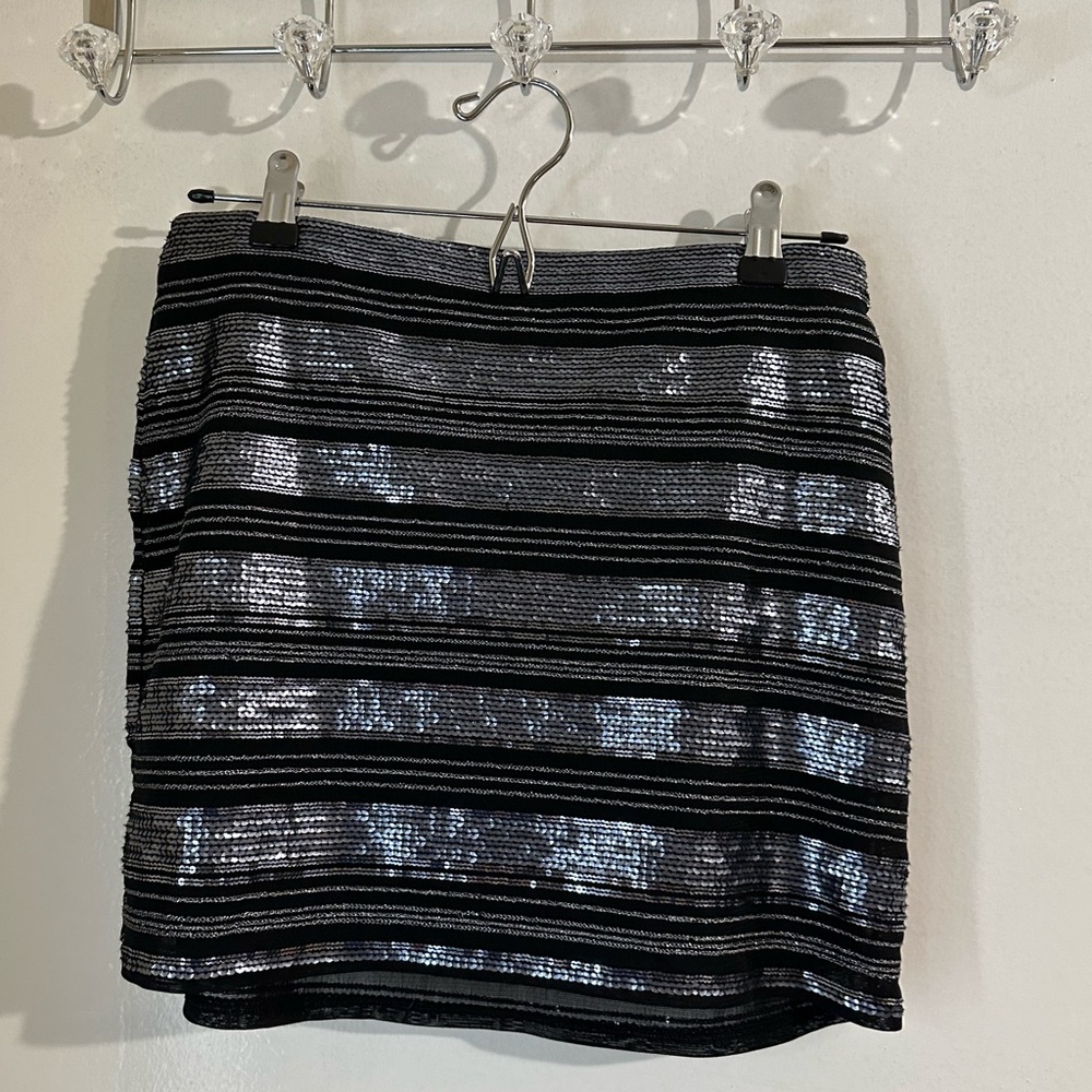 Express sequin mini skirt
